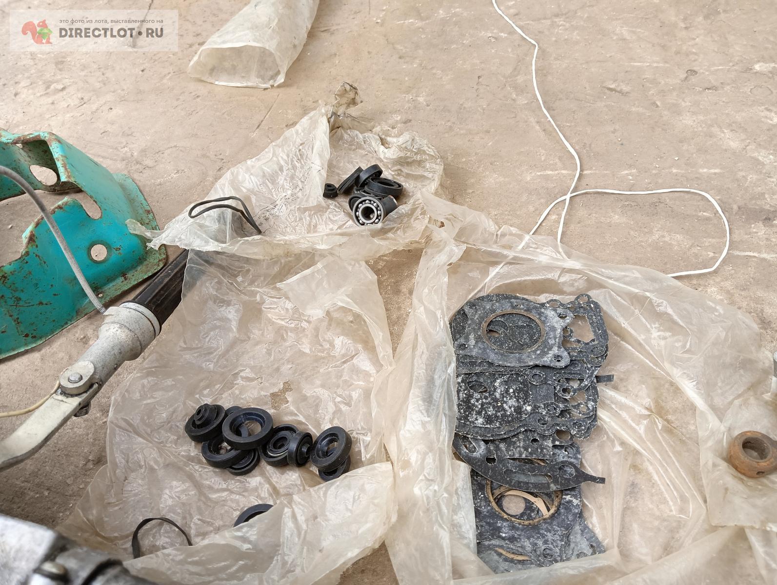 Лодочный мотор Салют-ЭС мощность 2 л.с. с большим набором запчастей ...