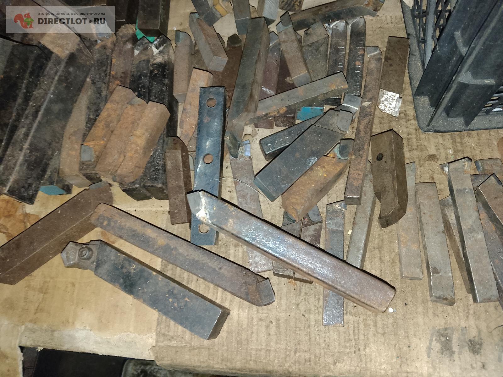 Огромный лот резцов к токарным станкам 1к62/16к20 и подобным 400шт ...